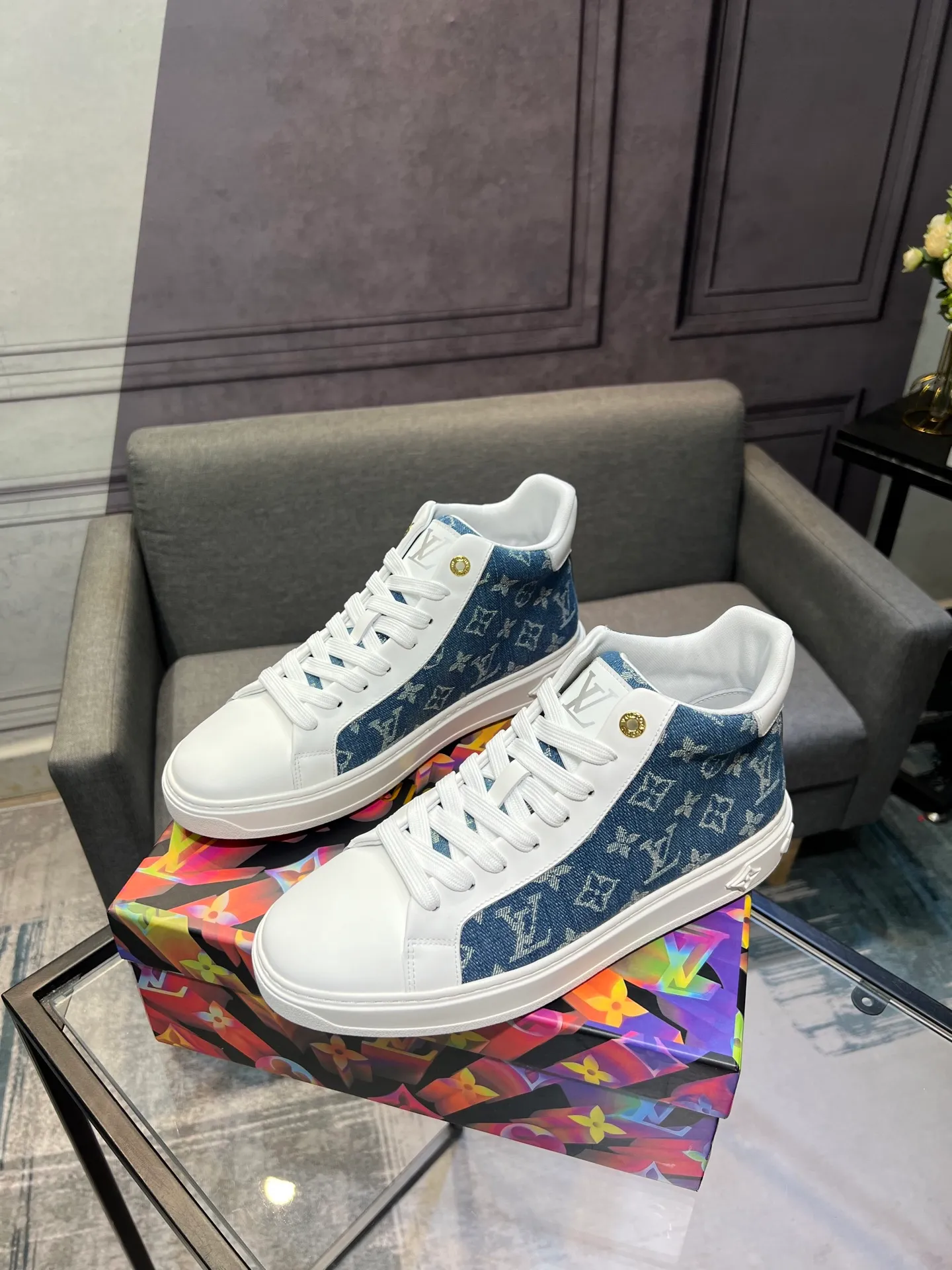 Men's shoes 💰560 LV Louis Vuitton. The latest fashionable casual shoes are popular in physical stores. New spring and summer comfortable imported cowhide, cowhide mesh, unique jacquard fabric element design. With sheepskin lining, Lv original base, [sun][sun] high-end packaging and high quality💪Details determine quality, welcome to compare🇮🇹Code number 38-44, 45 can be customized